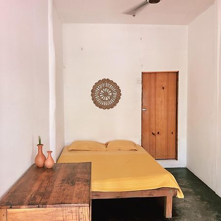 Wave Hunters Hostel Arugam Bay Εξωτερικό φωτογραφία