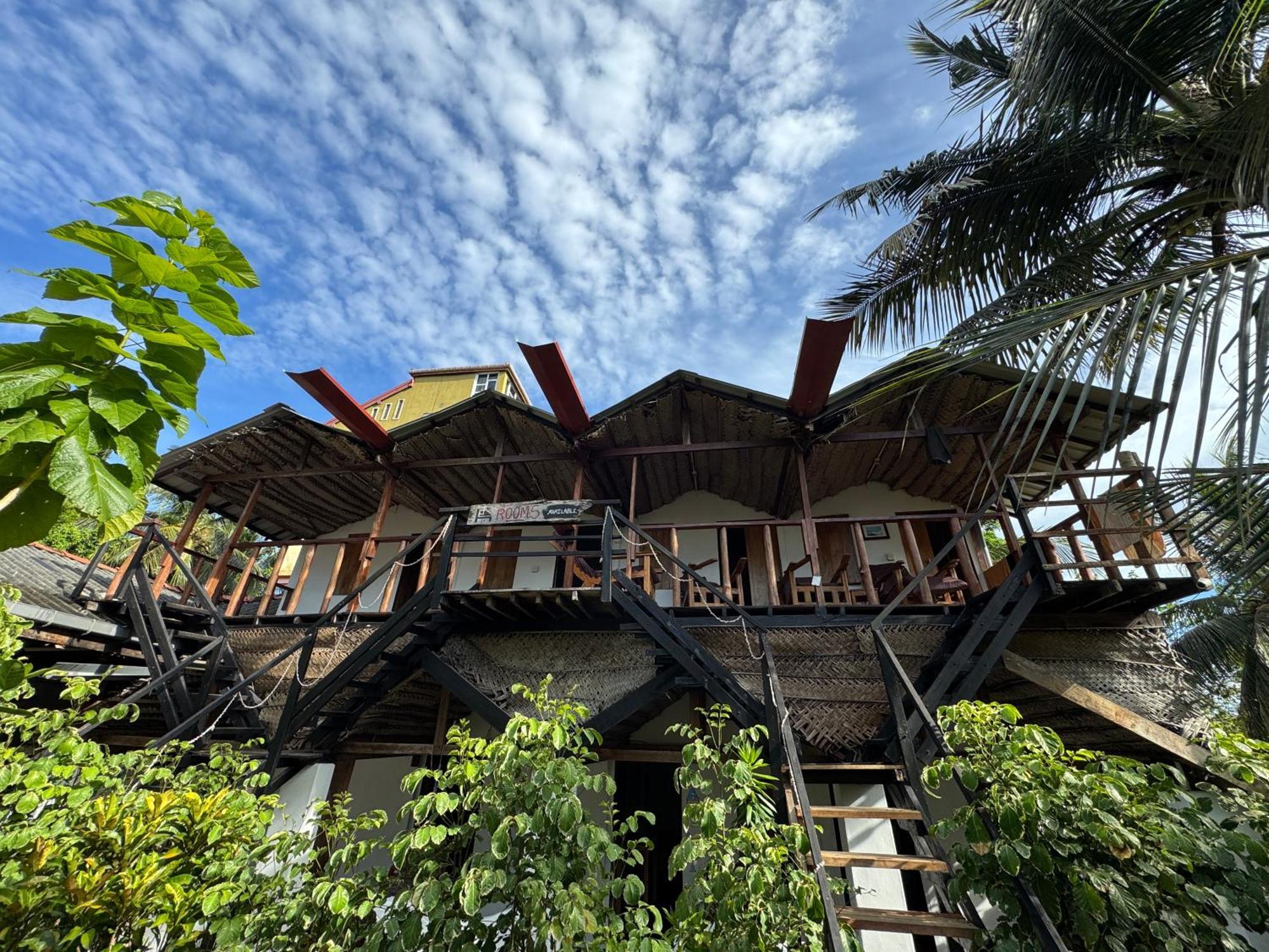 Wave Hunters Hostel Arugam Bay Εξωτερικό φωτογραφία